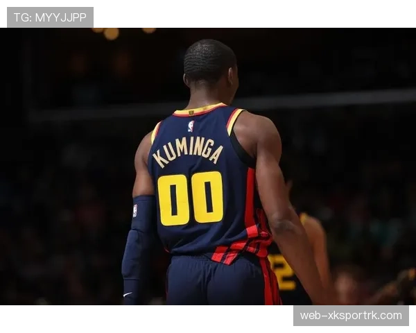 库明加突破制造错位提升防守效率成为勇士新锋线核心