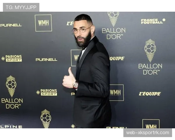 本泽马vs大罗 足坛历史中锋地位差距究竟在哪