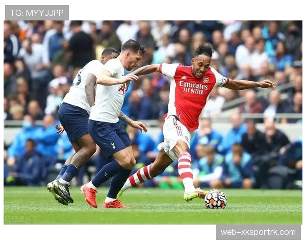 凯恩与奥巴梅扬的进球效率差异：终结方式与数据背后的效率机制